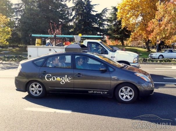 Google представил собственный автомобиль с автопилотом